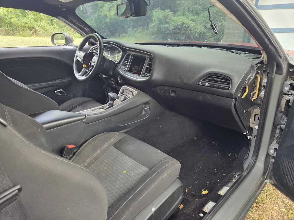 2017 Dodge Challenger 3rd Gen - Image 6 of 8