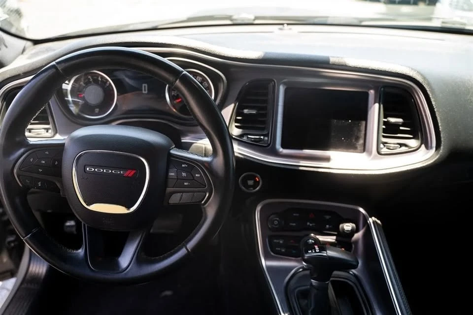 2017 Dodge Challenger 3rd Gen - Image 14 of 15