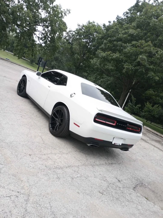 2017 Dodge Challenger 3rd Gen - Image 6 of 16