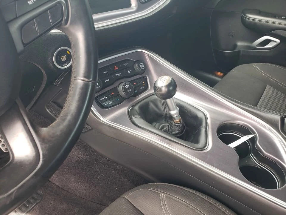 2017 Dodge Challenger 3rd Gen - Image 5 of 6