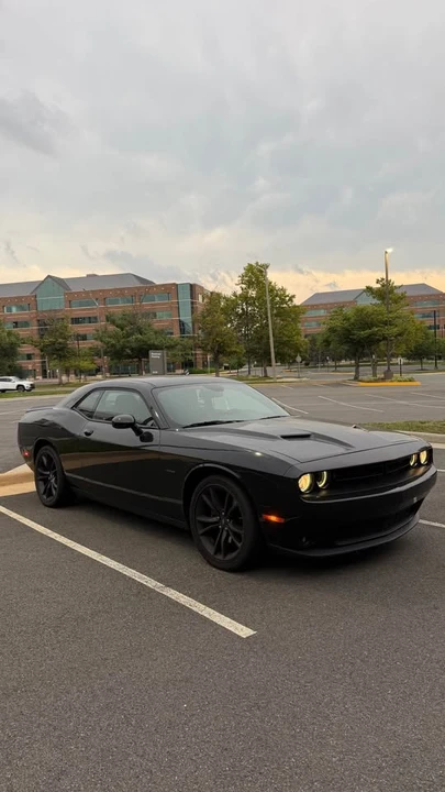 2017 Dodge Challenger 3rd Gen - Image 3 of 13