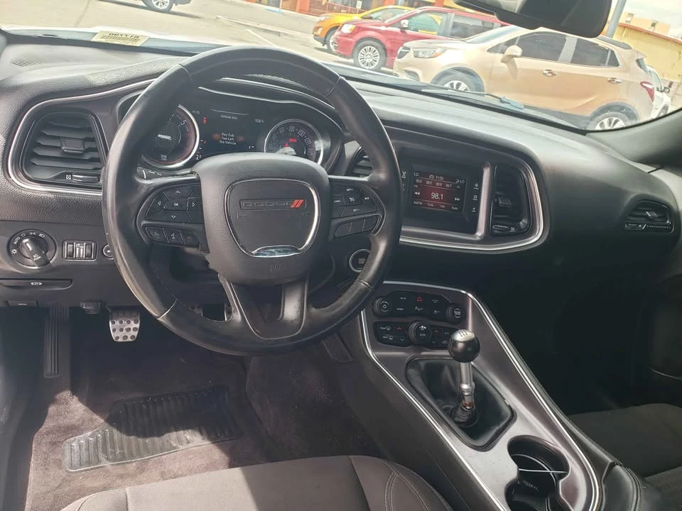 2017 Dodge Challenger 3rd Gen - Image 4 of 6