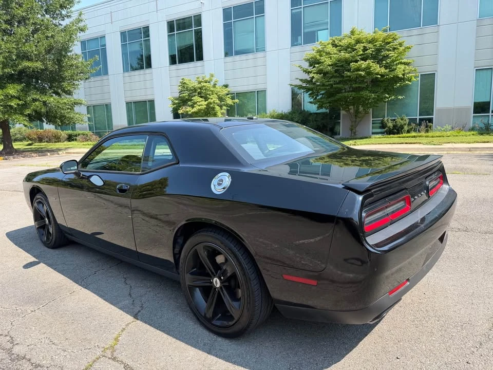 2017 Dodge Challenger 3rd Gen - Image 8 of 18