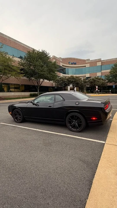 2017 Dodge Challenger 3rd Gen - Image 10 of 13