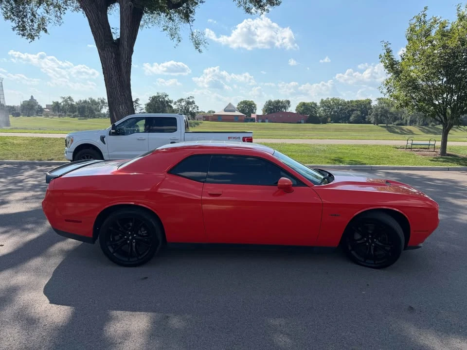 2017 Dodge Challenger 3rd Gen - Image 7 of 15