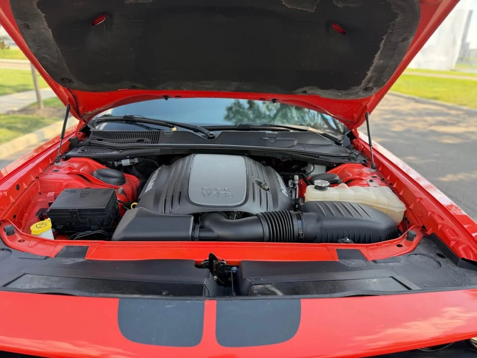 2017 Dodge Challenger 3rd Gen - Image 14 of 15