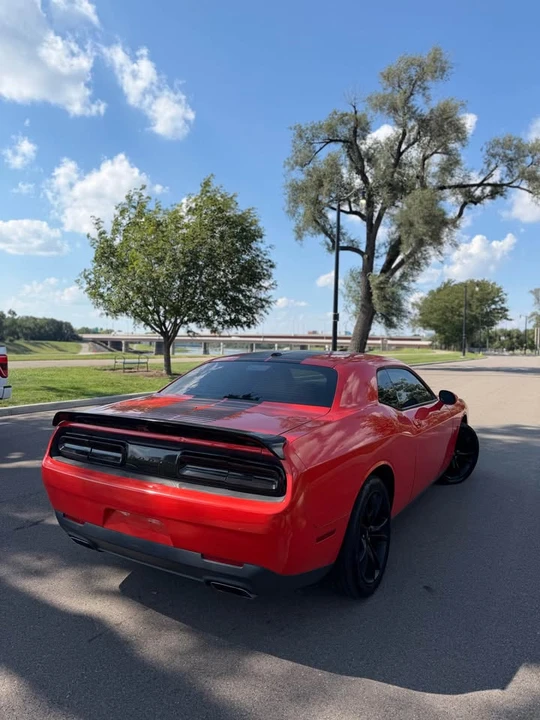 2017 Dodge Challenger 3rd Gen - Image 6 of 15