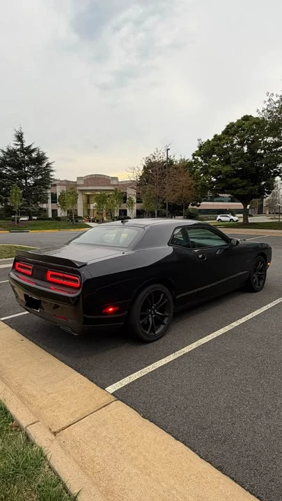 2017 Dodge Challenger 3rd Gen - Image 6 of 13