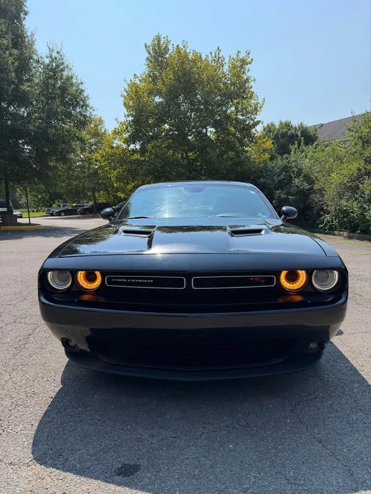 2017 Dodge Challenger 3rd Gen - Image 5 of 18