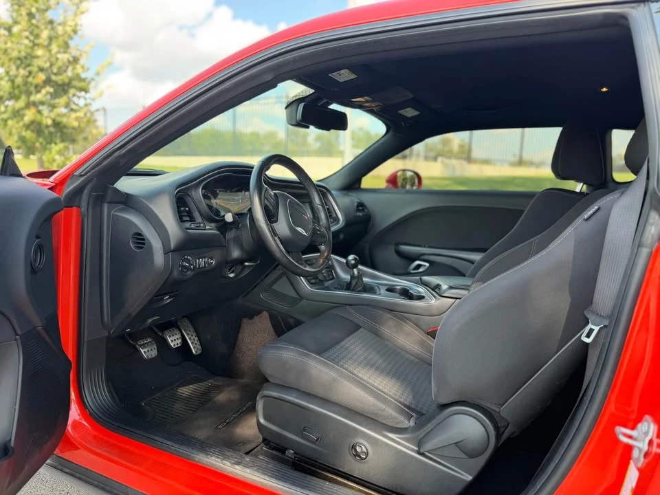 2017 Dodge Challenger 3rd Gen - Image 10 of 15