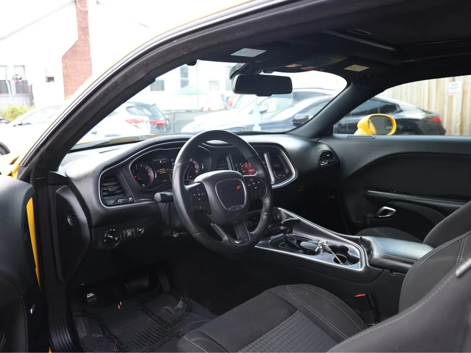 2017 Dodge Challenger 3rd Gen - Image 6 of 11