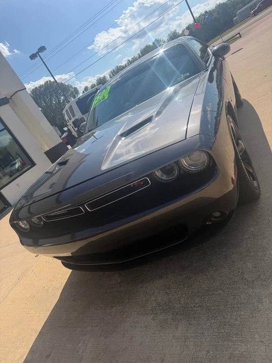2017 Dodge Challenger 3rd Gen - Image 5 of 6