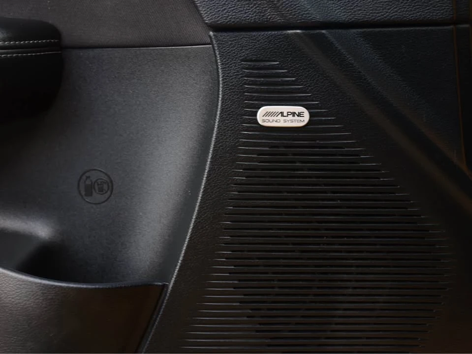 2017 Dodge Challenger 3rd Gen - Image 9 of 11