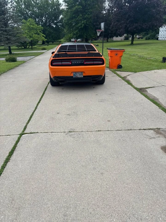 2017 Dodge Challenger 3rd Gen - Image 4 of 8