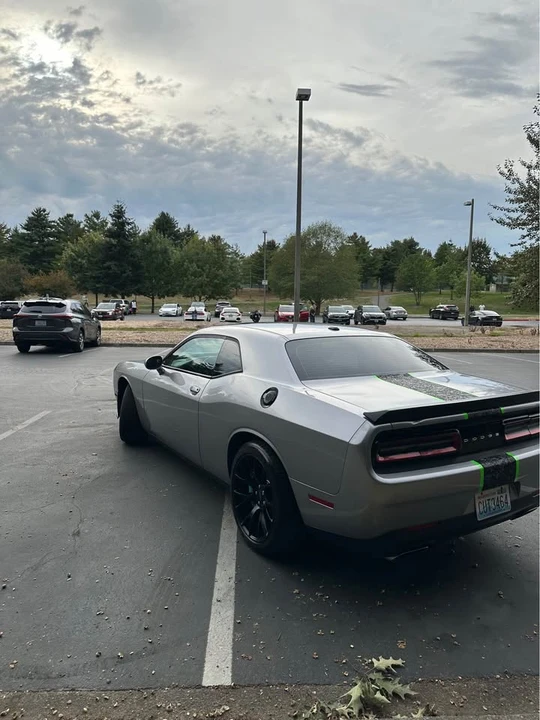 2017 Dodge Challenger 3rd Gen - Image 4 of 8