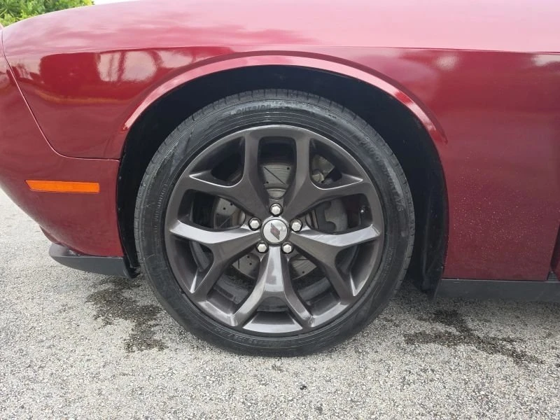 2017 Dodge Challenger 3rd Gen - Image 19 of 20
