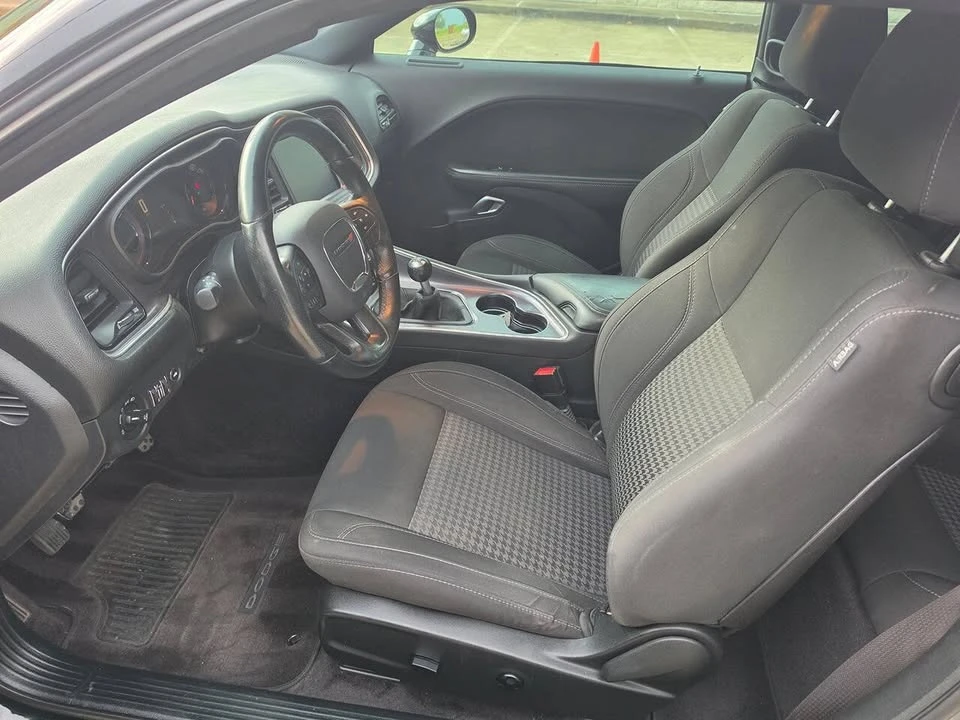 2017 Dodge Challenger 3rd Gen - Image 9 of 20