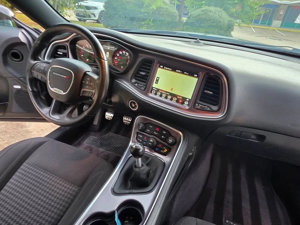 2017 Dodge Challenger 3rd Gen - Image 14 of 20