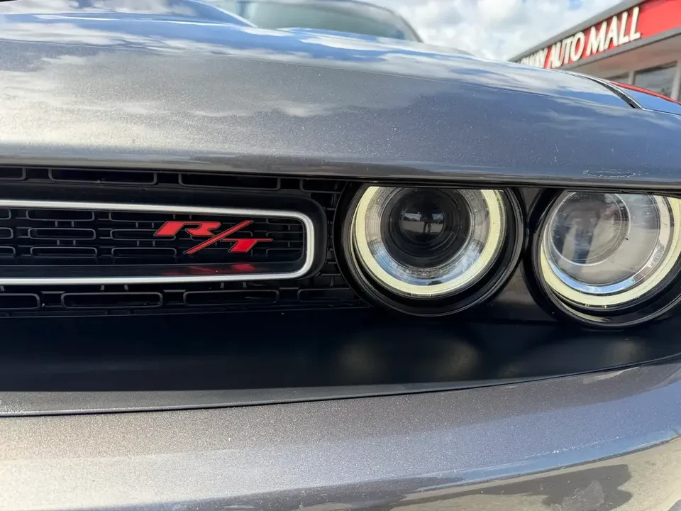 2017 Dodge Challenger 3rd Gen - Image 5 of 10