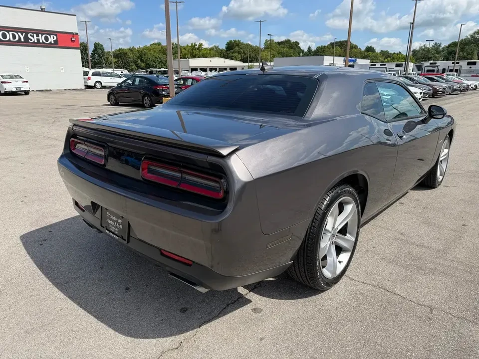 2017 Dodge Challenger 3rd Gen - Image 3 of 10