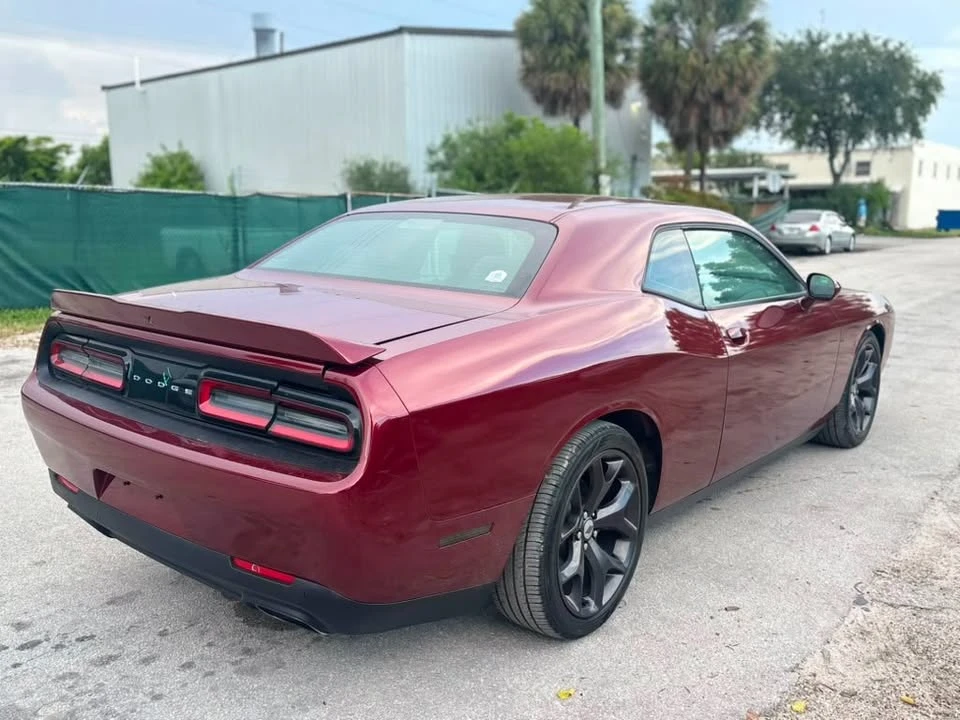 2017 Dodge Challenger 3rd Gen - Image 6 of 10