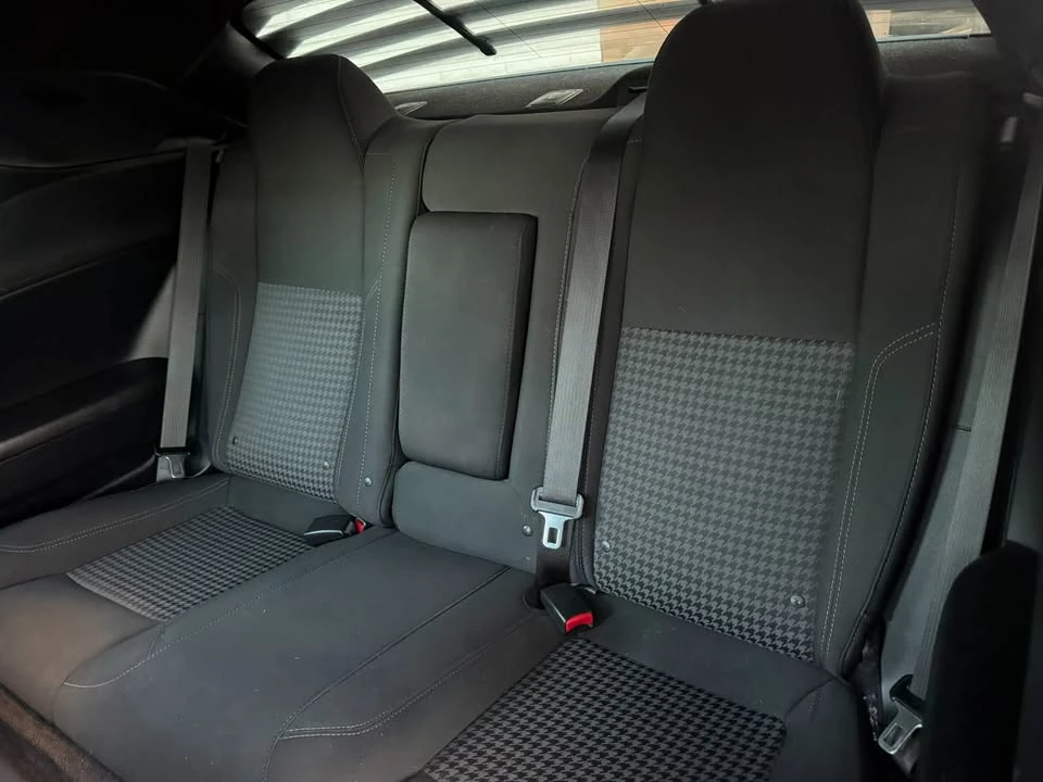 2017 Dodge Challenger 3rd Gen - Image 10 of 15