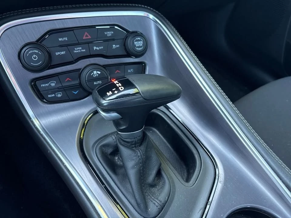 2017 Dodge Challenger 3rd Gen - Image 8 of 11