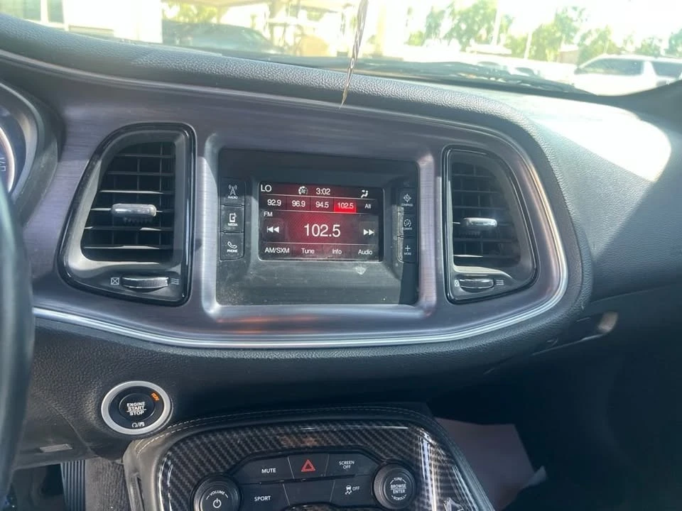 2017 Dodge Challenger 3rd Gen - Image 4 of 5