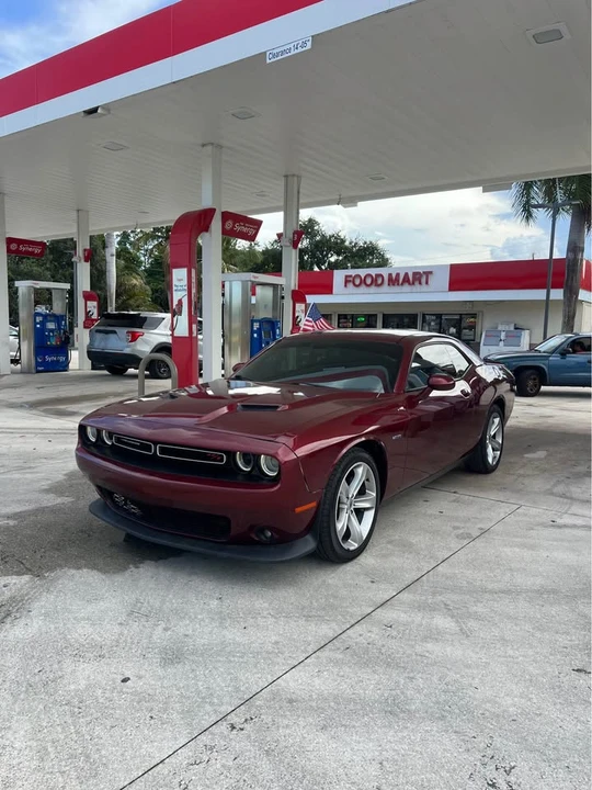 2017 Dodge Challenger 3rd Gen - Image 7 of 9