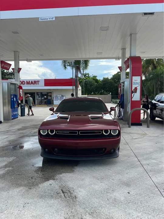 2017 Dodge Challenger 3rd Gen - Image 3 of 9