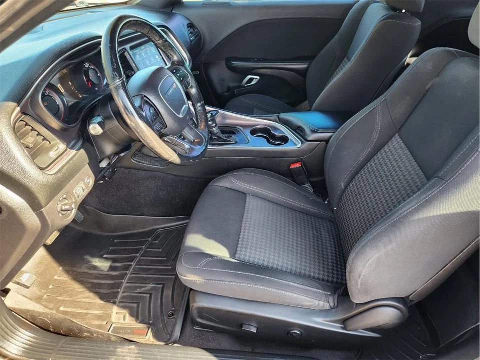 2017 Dodge Challenger 3rd Gen - Image 14 of 20