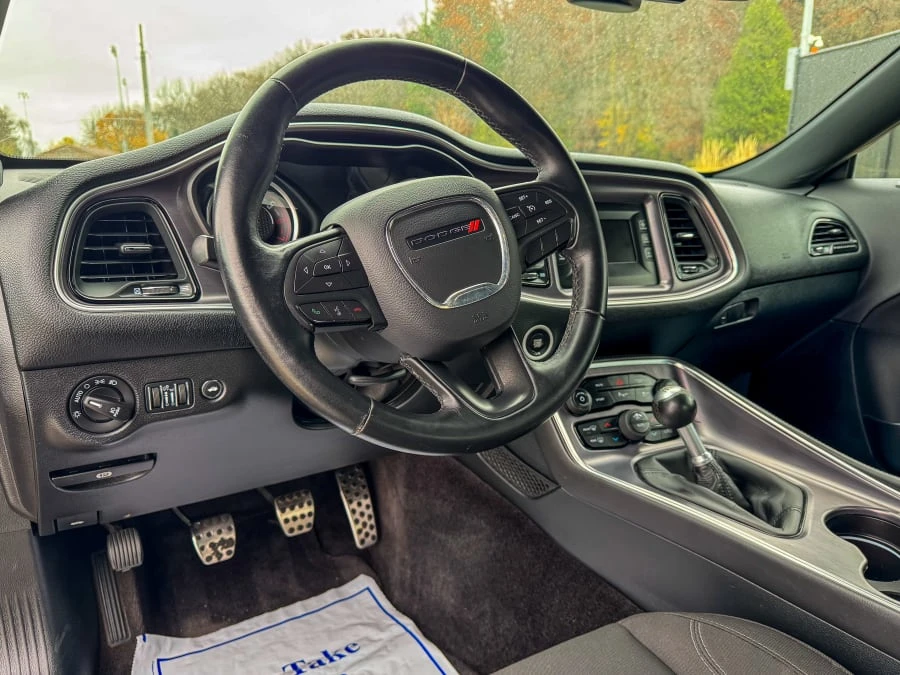 2017 Dodge Challenger 3rd Gen - Image 21 of 31