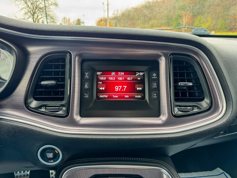 2017 Dodge Challenger 3rd Gen - Image 27 of 31