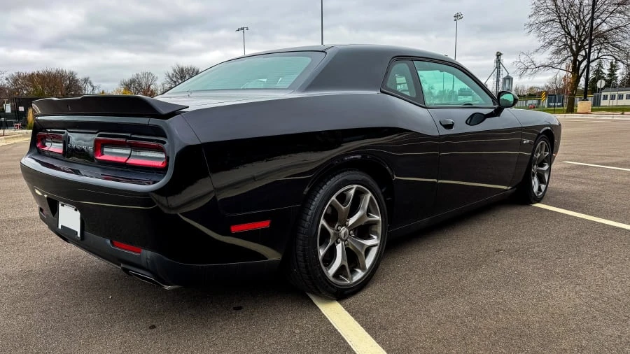 2017 Dodge Challenger 3rd Gen - Image 3 of 31