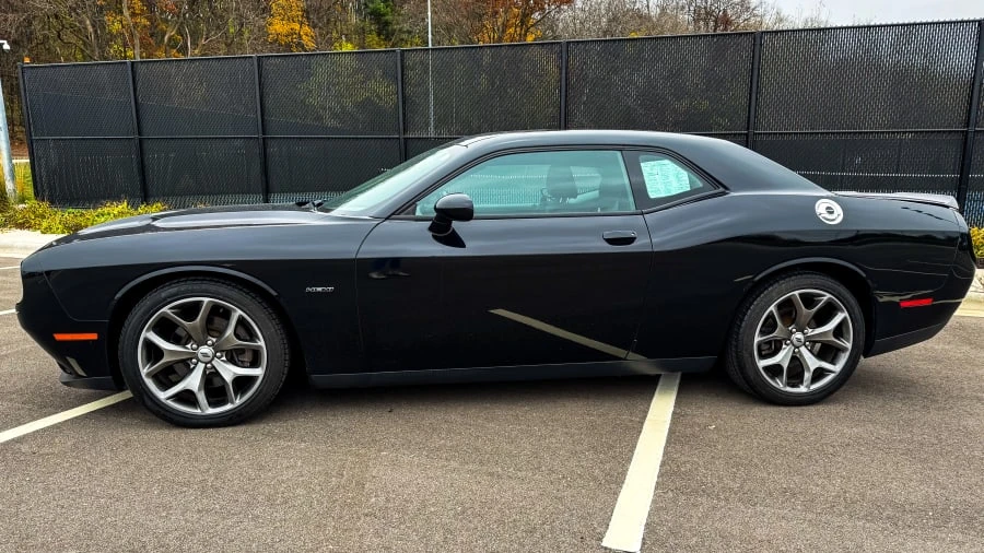 2017 Dodge Challenger 3rd Gen - Image 13 of 31
