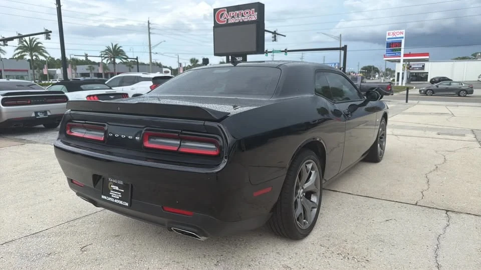 2017 Dodge Challenger 3rd Gen - Image 5 of 20
