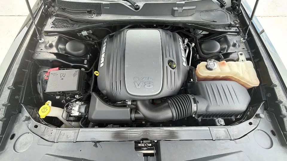 2017 Dodge Challenger 3rd Gen - Image 19 of 20