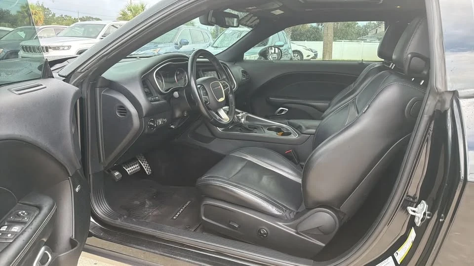 2017 Dodge Challenger 3rd Gen - Image 15 of 20