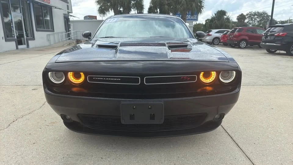 2017 Dodge Challenger 3rd Gen - Image 8 of 20