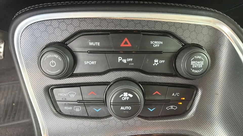 2017 Dodge Challenger 3rd Gen - Image 12 of 20