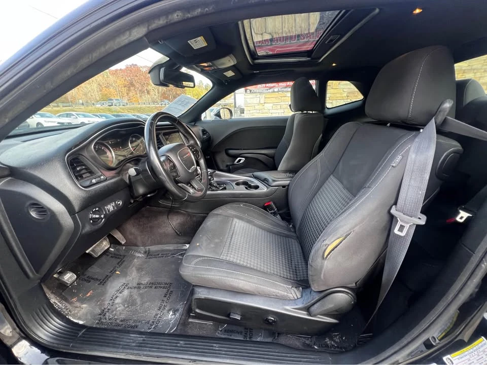 2017 Dodge Challenger 3rd Gen - Image 7 of 9