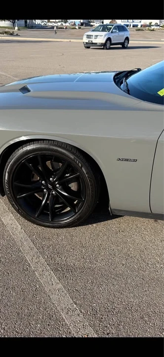 2017 Dodge Challenger 3rd Gen - Image 9 of 15