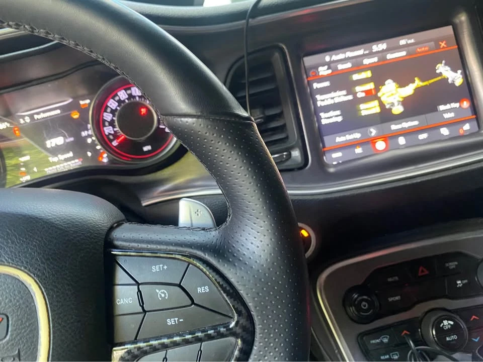 2017 Dodge Challenger 3rd Gen - Image 3 of 6