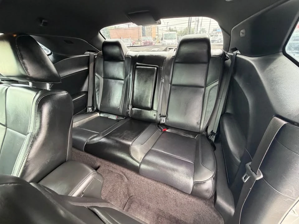 2017 Dodge Challenger 3rd Gen - Image 10 of 15