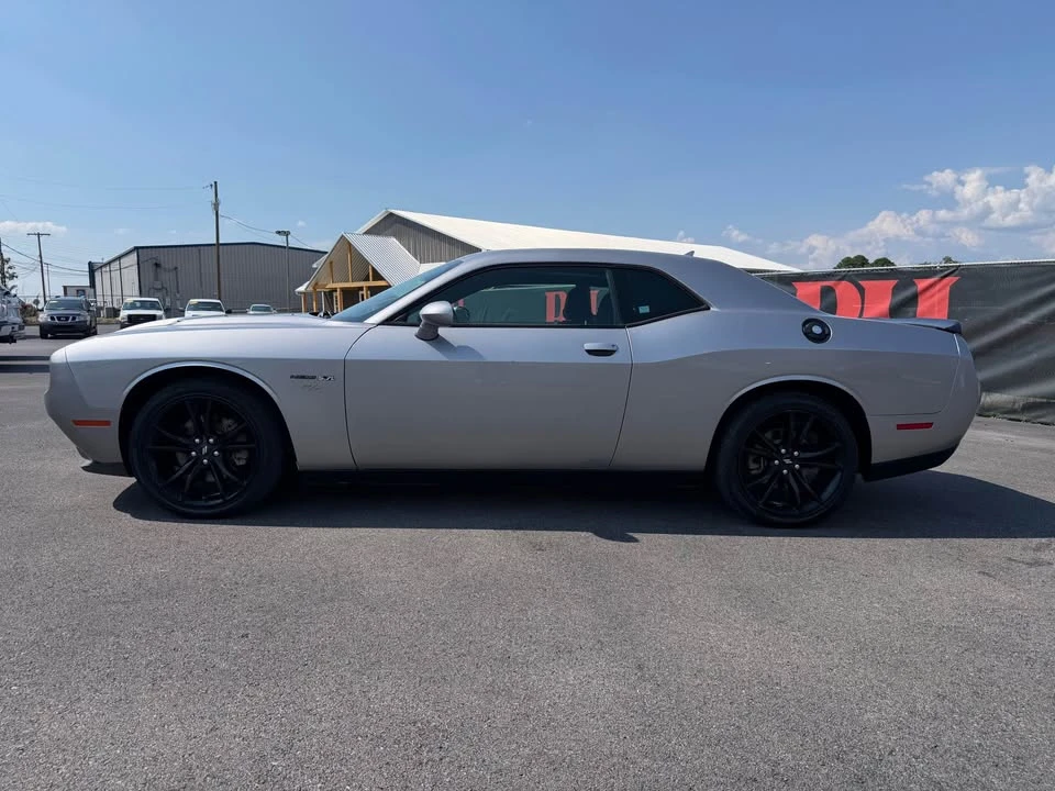 2017 Dodge Challenger 3rd Gen - Image 6 of 12