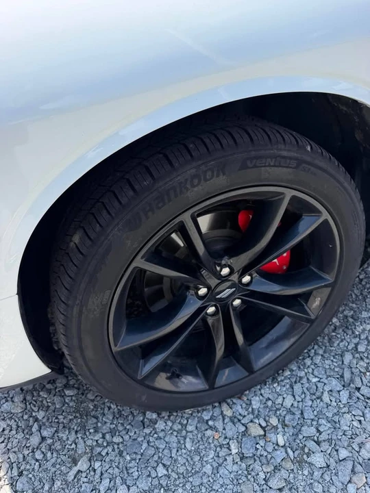 2017 Dodge Challenger 3rd Gen - Image 11 of 15