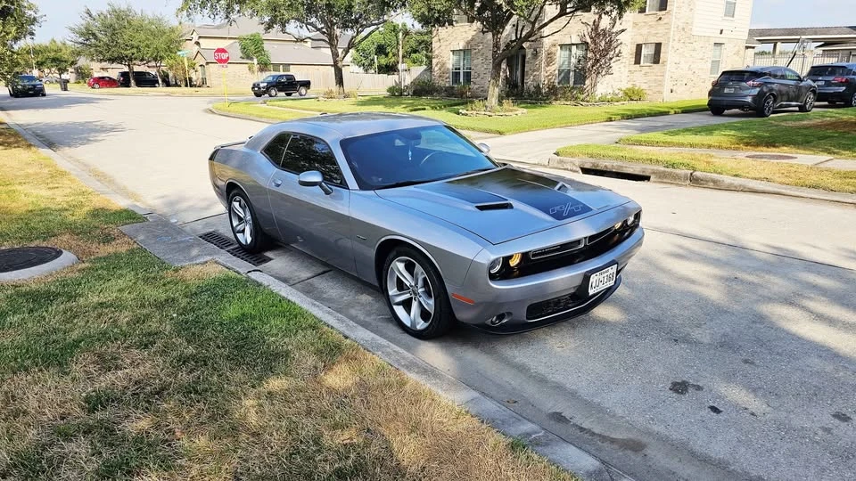 2017 Dodge Challenger 3rd Gen - Image 6 of 9