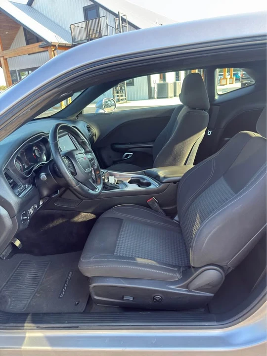 2017 Dodge Challenger 3rd Gen - Image 2 of 8