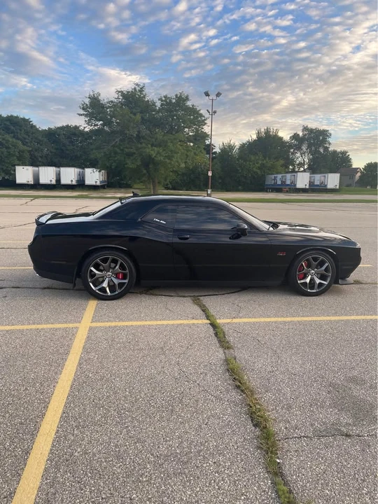 2017 Dodge Challenger 3rd Gen - Image 2 of 7