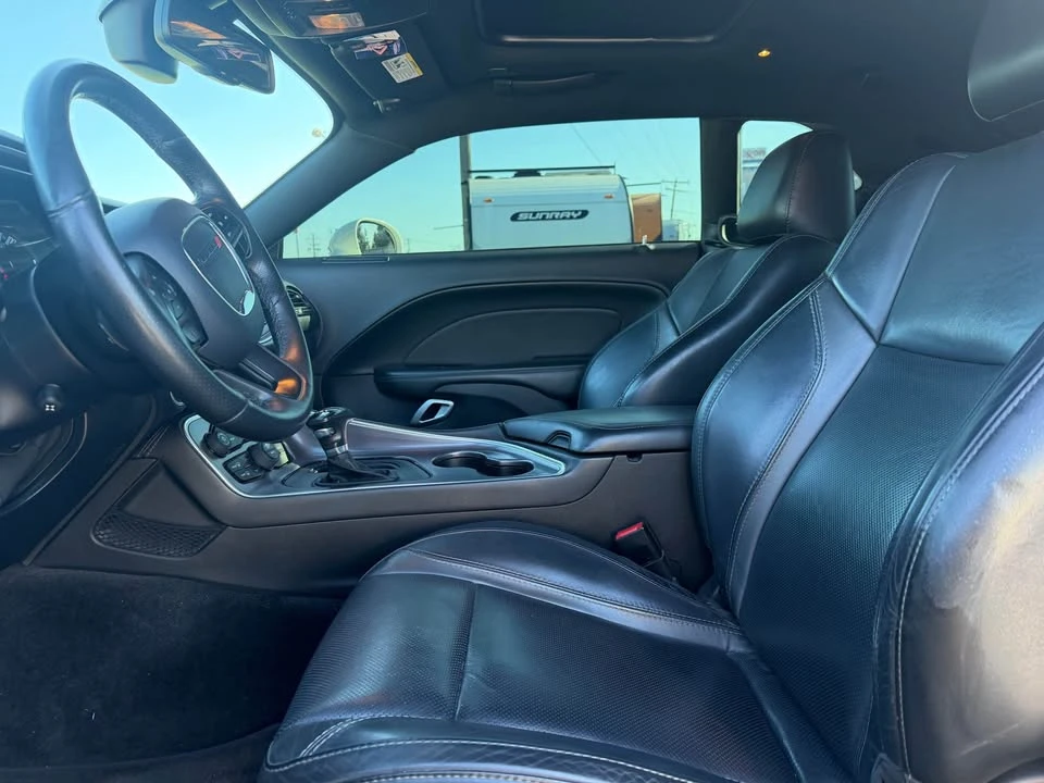 2017 Dodge Challenger 3rd Gen - Image 9 of 16